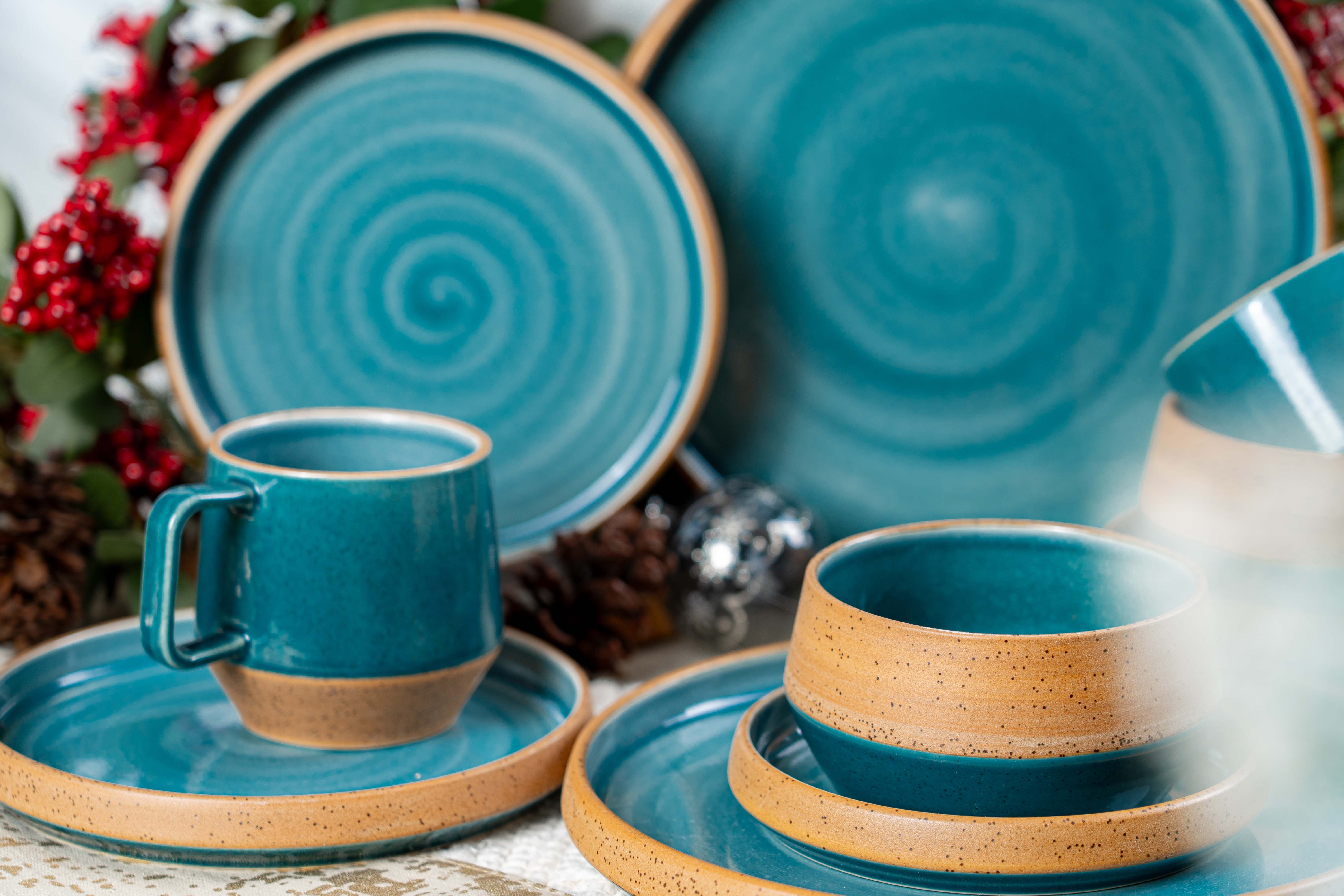 The Magic of Christmas and New Year’s Dinner Traditions